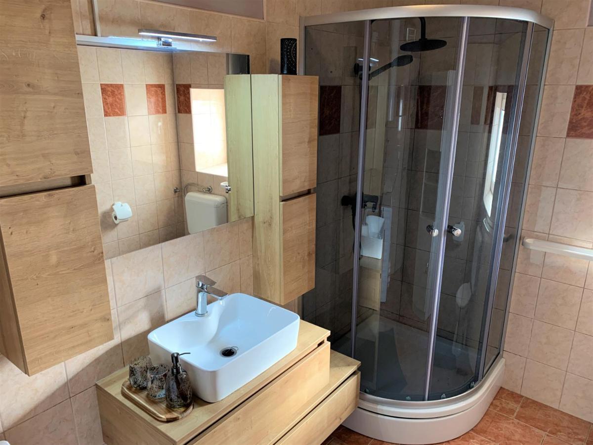 Apartment Lupo Vodnjan Eksteriør billede